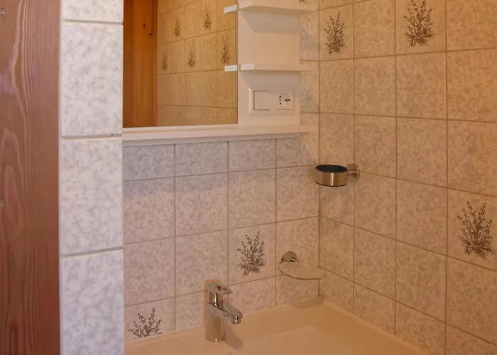 Am See-neu Mit Balkon 公寓